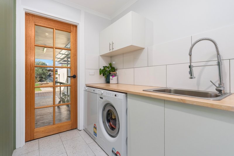 Photo - 422 Bownds Street, Lavington NSW 2641 - Image 11
