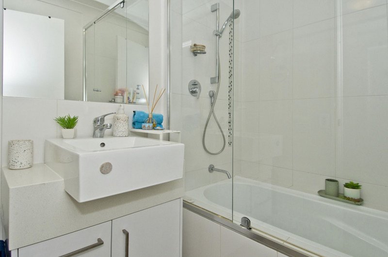 Photo - 4/22 Careel Close, Helensvale QLD 4212 - Image 8