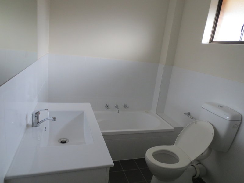 Photo - 4/22 Corambara Cres , Toormina NSW 2452 - Image 4