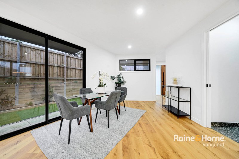 Photo - 4/22 Dorrington Avenue, Reservoir VIC 3073 - Image 4