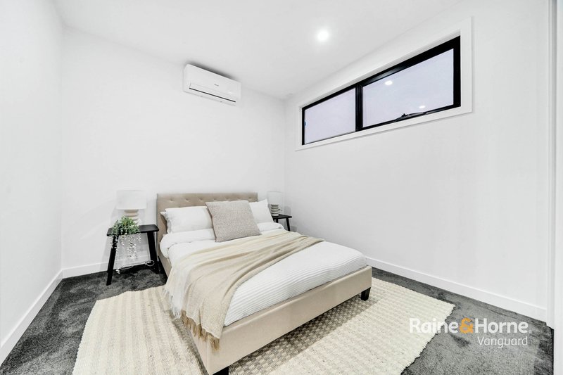Photo - 4/22 Dorrington Avenue, Reservoir VIC 3073 - Image 13