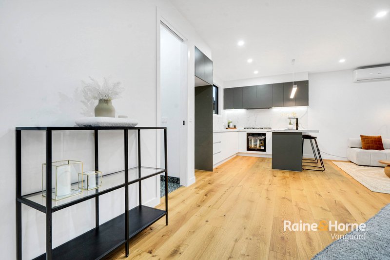 Photo - 4/22 Dorrington Avenue, Reservoir VIC 3073 - Image 15