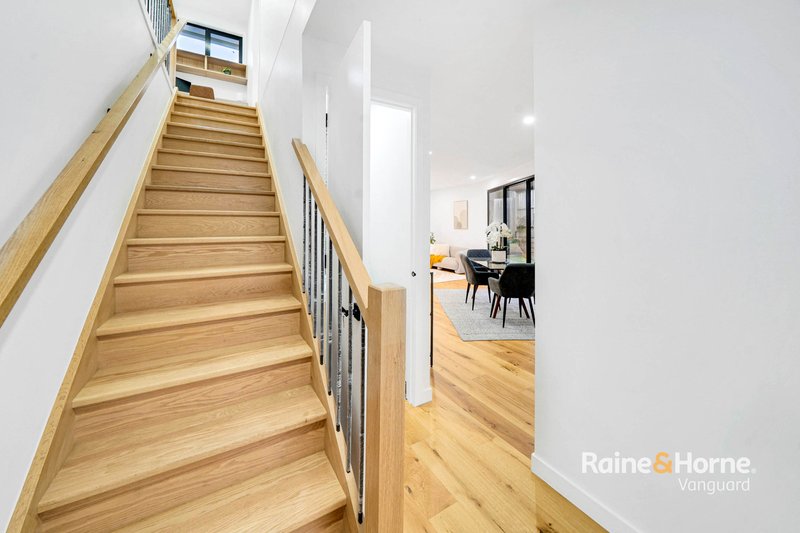 Photo - 4/22 Dorrington Avenue, Reservoir VIC 3073 - Image 16
