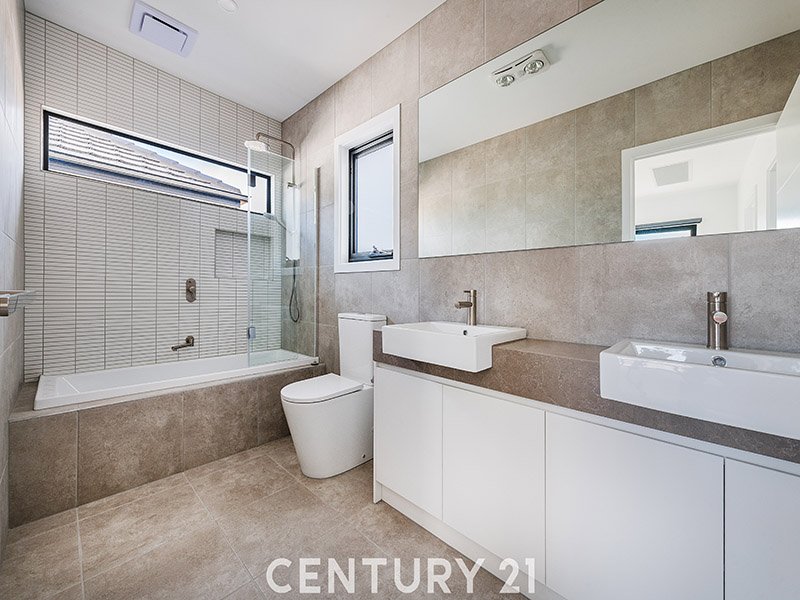 Photo - 4/22 Eulinga Road, Clarinda VIC 3169 - Image 8