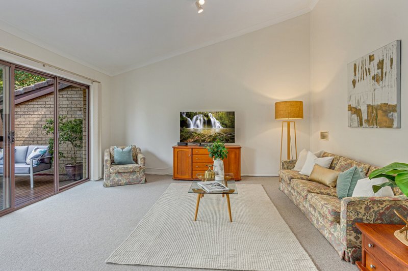 Photo - 4/22 Frederick Street, Hornsby NSW 2077 - Image 3