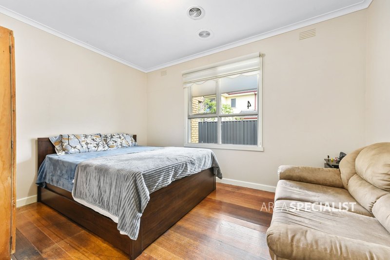 Photo - 4/22 Jones Road, Dandenong VIC 3175 - Image 5