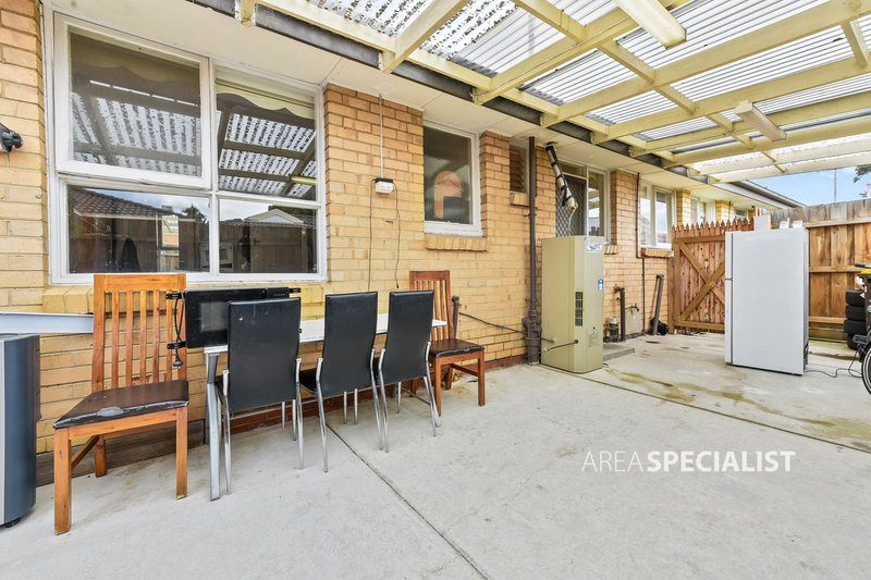 Photo - 4/22 Jones Road, Dandenong VIC 3175 - Image 7