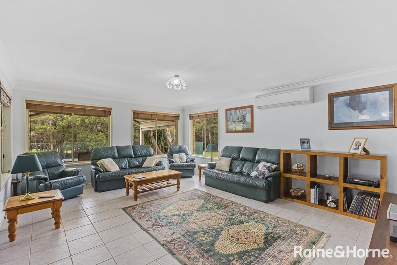 Photo - 4/22 Kunarra Road, Wamberal NSW 2260 - Image 6