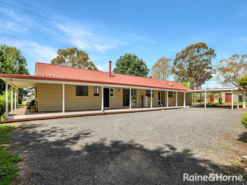 422 Laffing Waters Lane, Laffing Waters NSW 2795