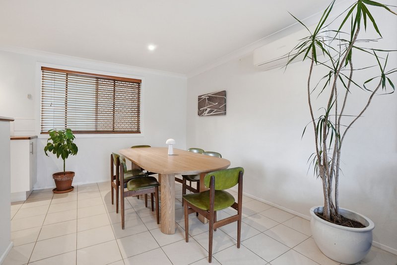 Photo - 4/22 Mawarra Street, Palm Beach QLD 4221 - Image 8