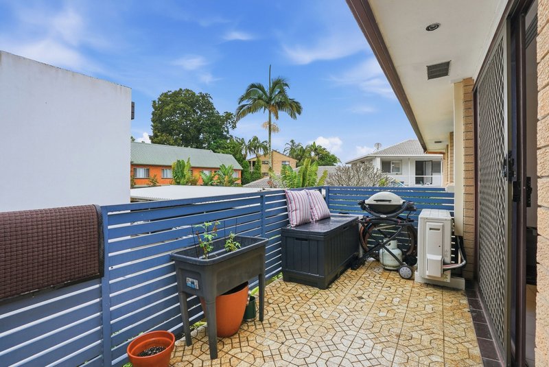 Photo - 4/22 Mawarra Street, Palm Beach QLD 4221 - Image 13