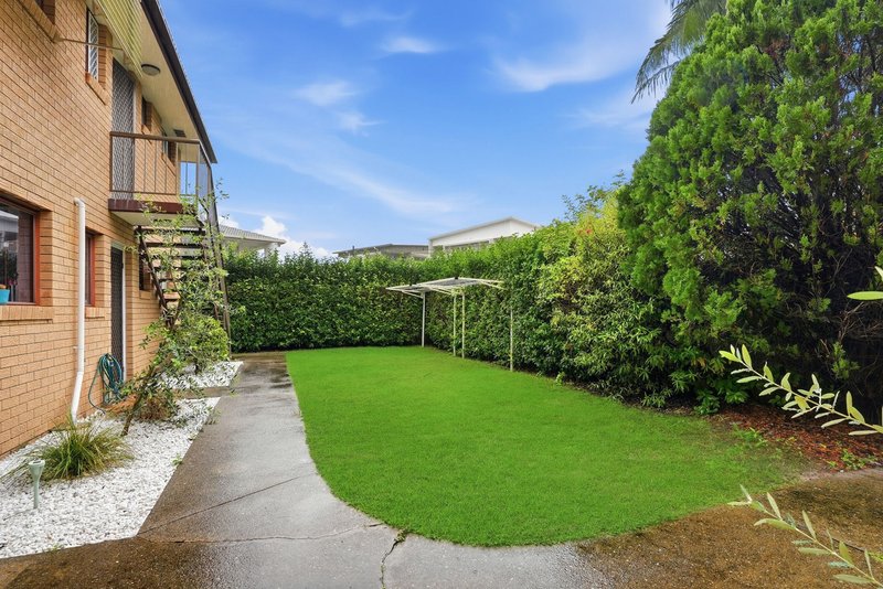 Photo - 4/22 Mawarra Street, Palm Beach QLD 4221 - Image 14