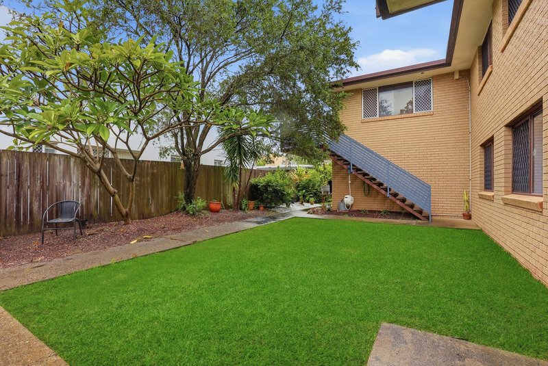 Photo - 4/22 Mawarra Street, Palm Beach QLD 4221 - Image 15