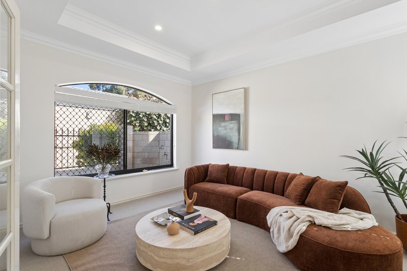 Photo - 4/22 Oatley Turn, Duncraig WA 6023 - Image 2