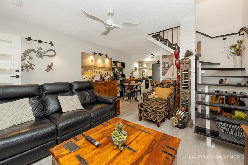 Photo - 4/22 Stuart Street, North Ward QLD 4810 - Image 4