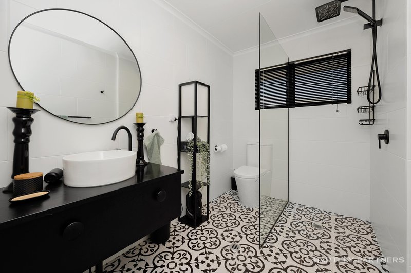 Photo - 4/22 Stuart Street, North Ward QLD 4810 - Image 12