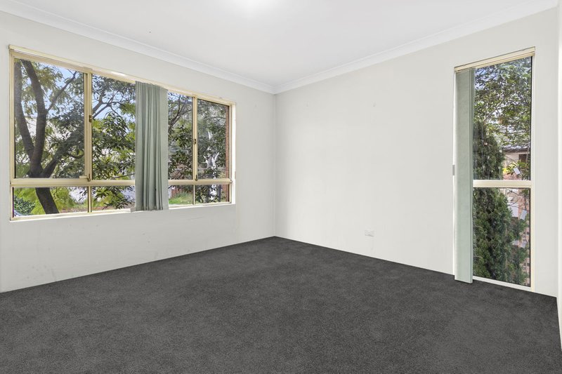 Photo - 4/221-223 Dunmore Street, Pendle Hill NSW 2145 - Image 6