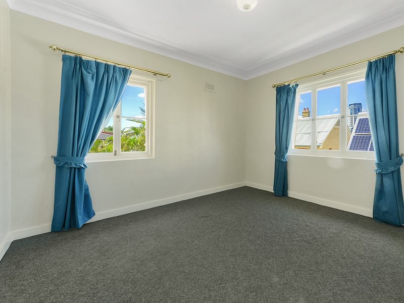 Photo - 4/221 Gregory Terrace, Spring Hill QLD 4000 - Image 4