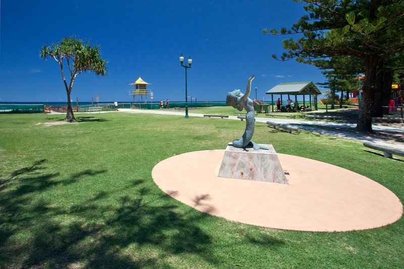 Photo - 4/2254 Gold Coast Highway, Mermaid Beach QLD 4218 - Image 14