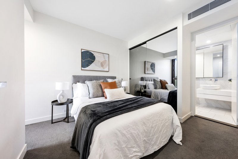 Photo - 422/555 St Kilda Road, Melbourne VIC 3004 - Image 6