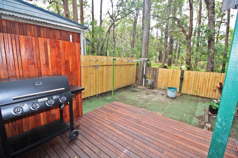 Photo - 4/229 Ocean Drive, Lakewood NSW 2443 - Image 13