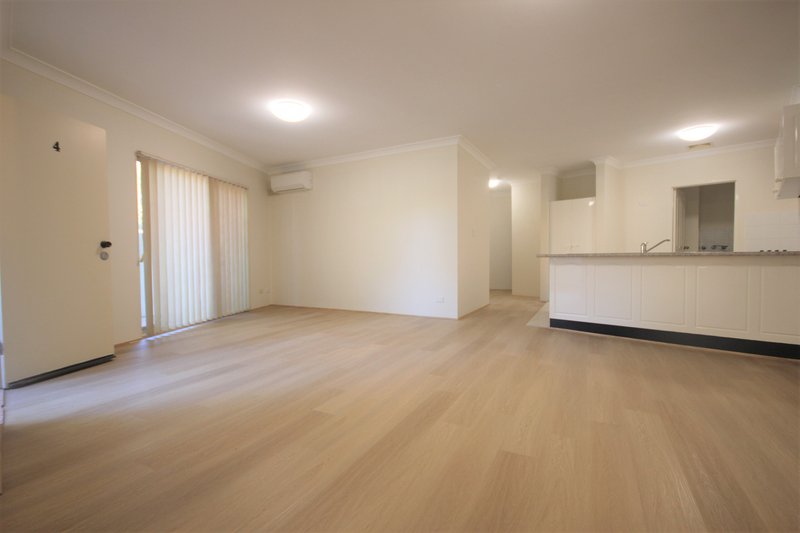 Photo - 4/23-29 Gray Street, Sutherland NSW 2232 - Image 10