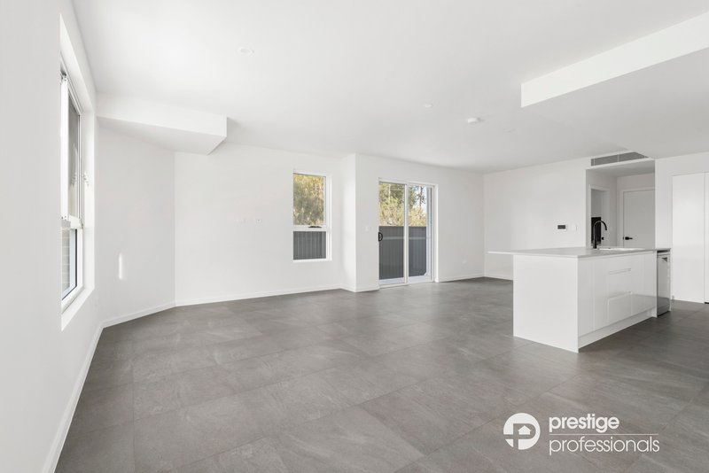 Photo - 4/23 Kilmorey Street, Busby NSW 2168 - Image 3