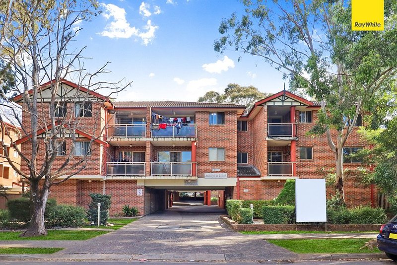 4/23 Oxford Street, Merrylands NSW 2160