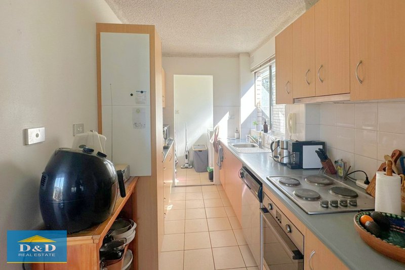 Photo - 4/23 Ruse Street, Harris Park NSW 2150 - Image 5