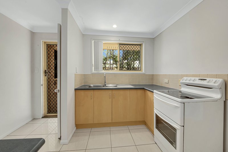 Photo - 4/23 Shaw Street, New Auckland QLD 4680 - Image 6