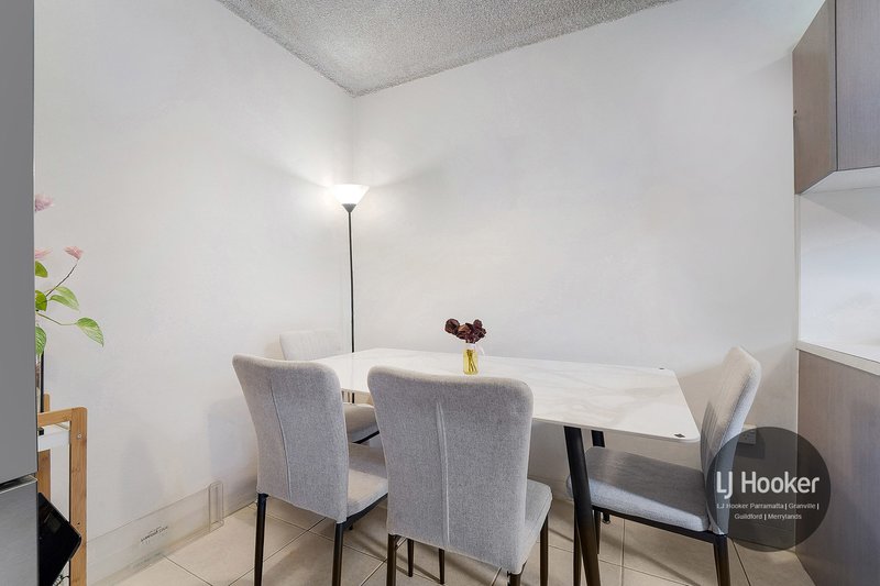 Photo - 4/23 St Ann Street, Merrylands NSW 2160 - Image 3