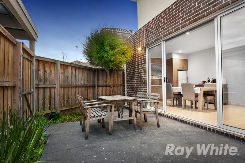 Photo - 4/23 Tennyson Avenue, Clayton South VIC 3169 - Image 10