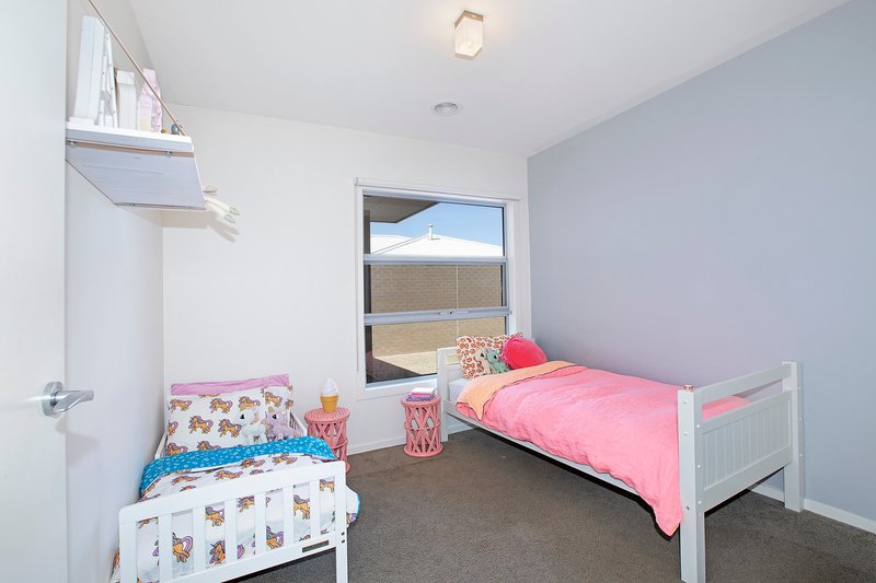 Photo - 4/23 Torquay Road, Belmont VIC 3216 - Image 6