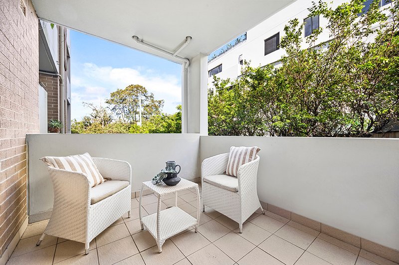 Photo - 4/230-234 Old South Head Road, Bellevue Hill NSW 2023 - Image 4