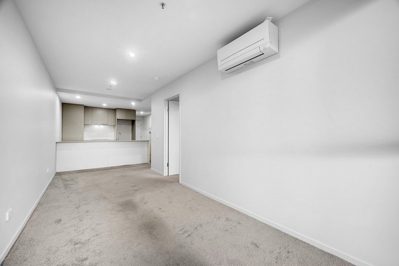 Photo - 423/335 Anketell Street, Greenway ACT 2900 - Image 5