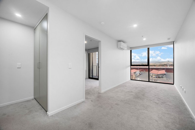 Photo - 423/335 Anketell Street, Greenway ACT 2900 - Image 6