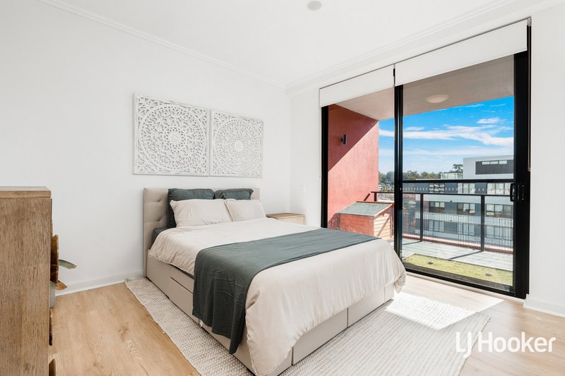 Photo - 423/8 Roland Street, Rouse Hill NSW 2155 - Image 6