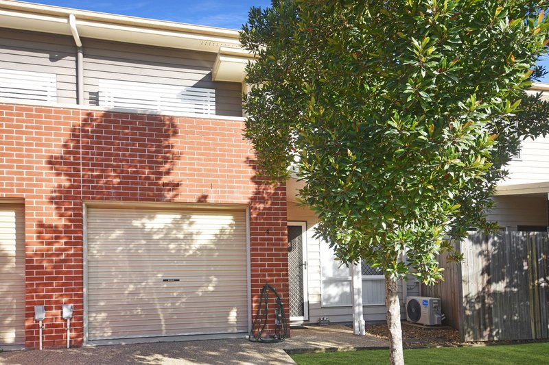 4/238 Young Road, Narangba QLD 4504