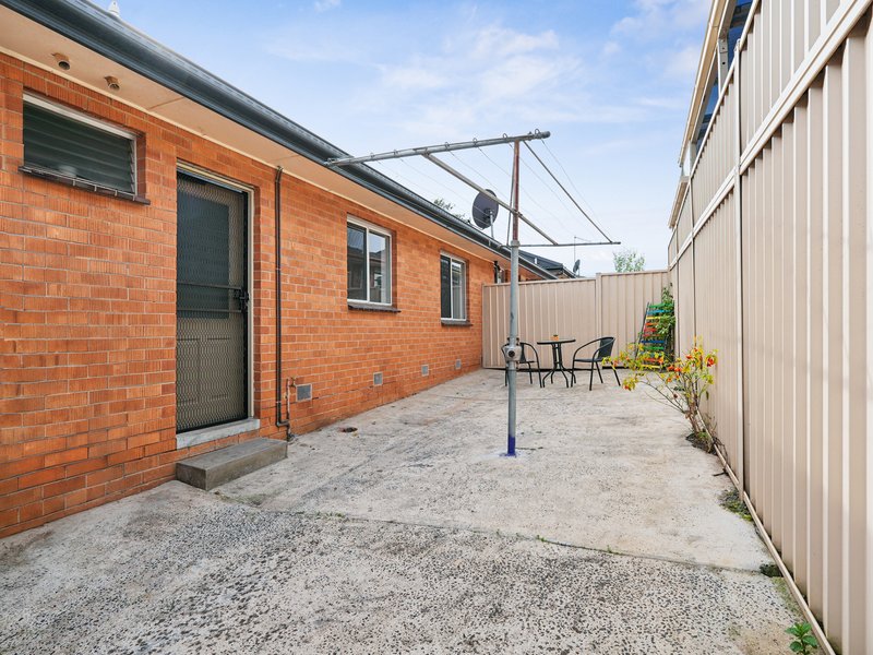 Photo - 4/24 Ashley Street, Reservoir VIC 3073 - Image 8