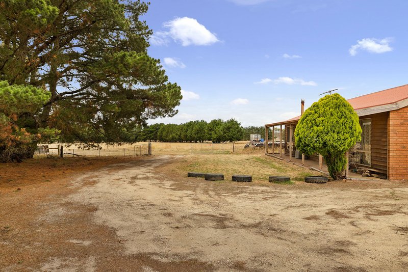 Photo - 424 Brisbane Ranges Road, Mount Wallace VIC 3342 - Image 13