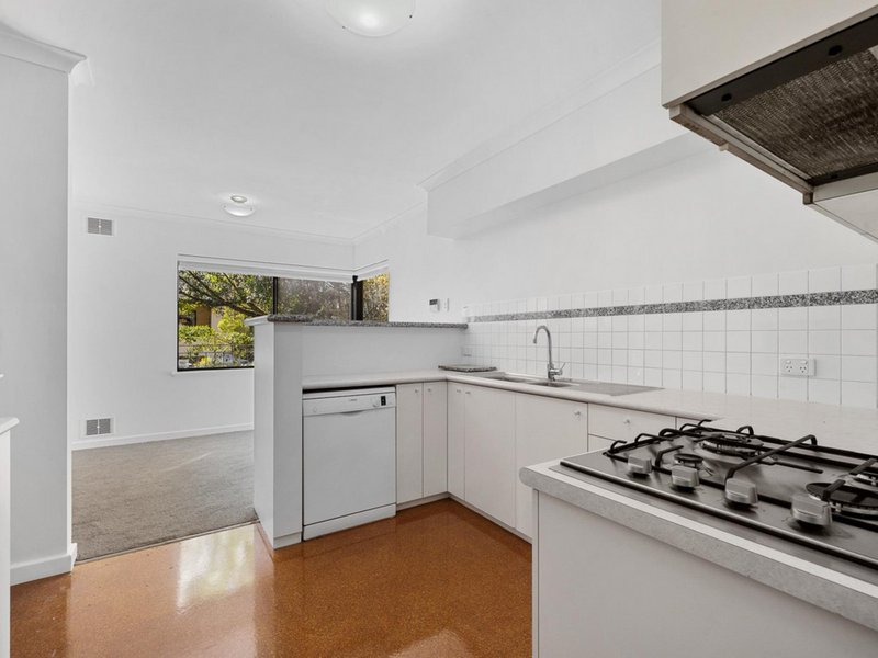 Photo - 4/24 Constitution Street, East Perth WA 6004 - Image 8