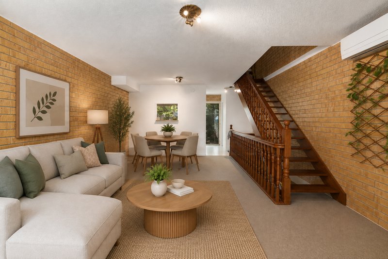 Photo - 4/24 Eighth Avenue, Coorparoo QLD 4151 - Image 3