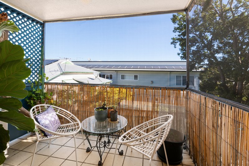 Photo - 4/24 Eighth Avenue, Coorparoo QLD 4151 - Image 5