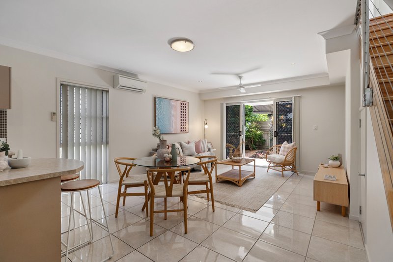 Photo - 4/24 Island Street, Cleveland QLD 4163 - Image 8