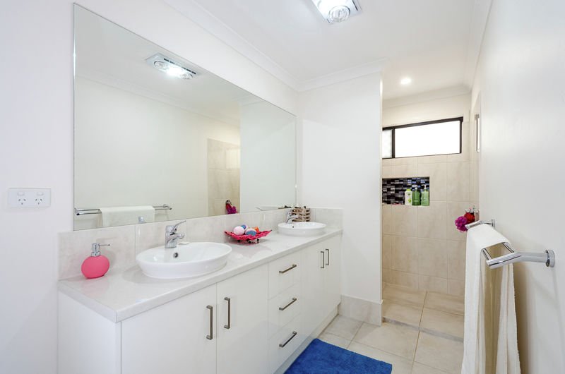 Photo - 424 Jim Whyte Way, Burua QLD 4680 - Image 19