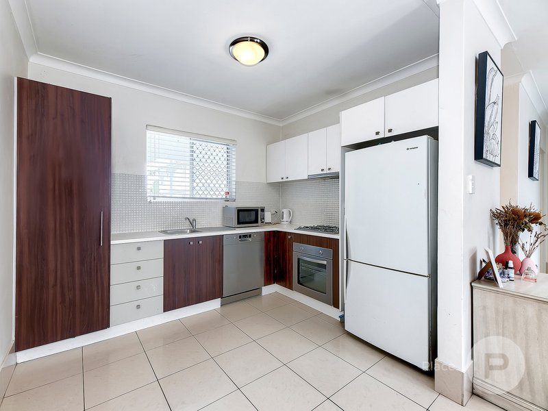 Photo - 4/24 Lothian Street, Annerley QLD 4103 - Image 5