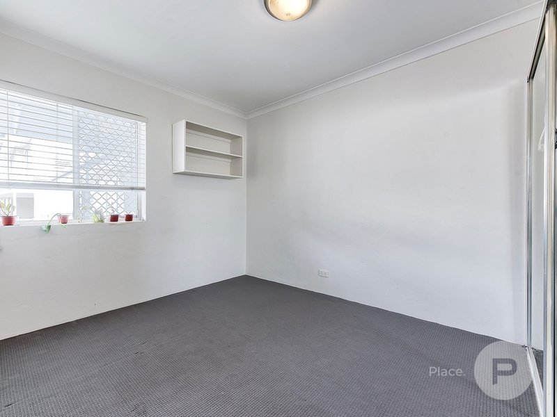 Photo - 4/24 Lothian Street, Annerley QLD 4103 - Image 7