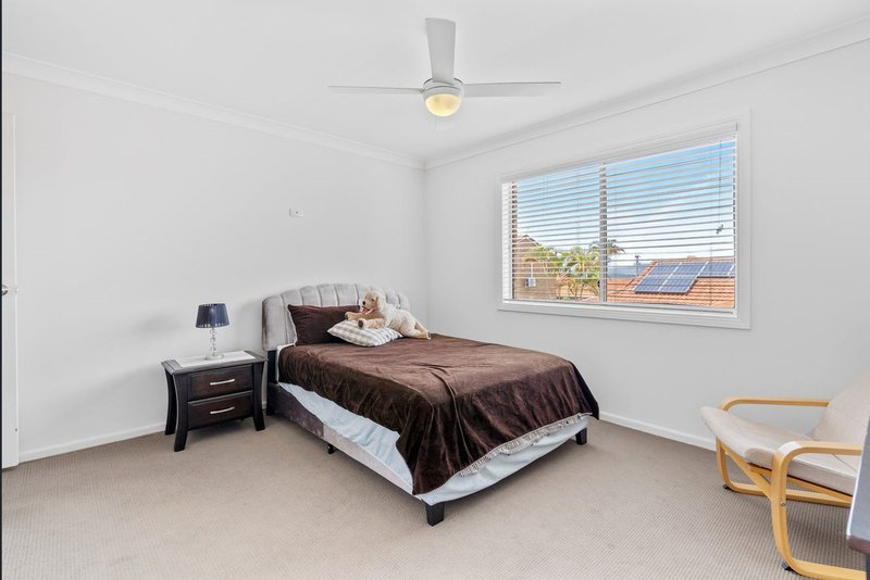 Photo - 4/24 Pine Avenue, Beenleigh QLD 4207 - Image 6