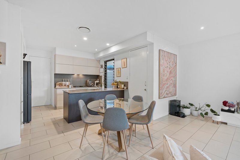 Photo - 4/24 Querrin Street, Yeronga QLD 4104 - Image 5