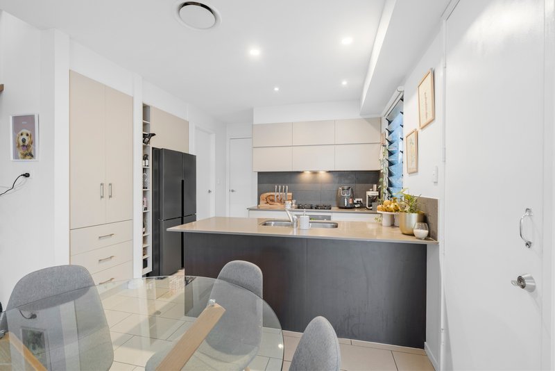 Photo - 4/24 Querrin Street, Yeronga QLD 4104 - Image 6